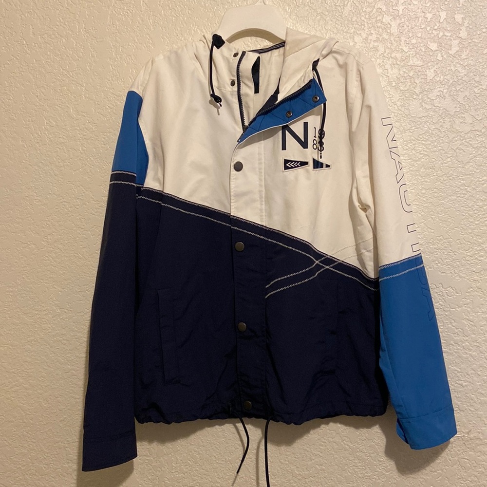 Nautica Medium Jacket with hoodie